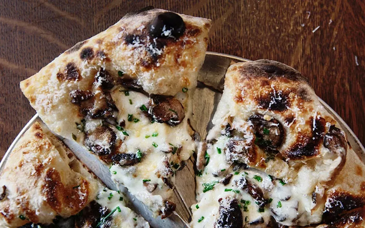Mushroom pizza at 1929 Pizza & Wine in Wood River, Illinois