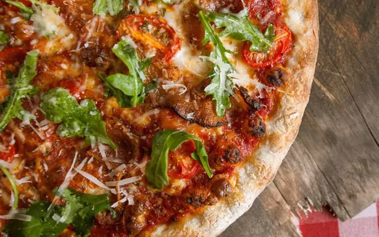 pizza from cafe piazza in benton park