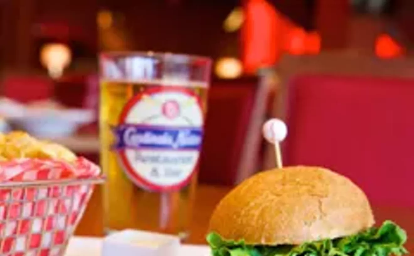 Image: Cardinals Nation Restaurant & Bar