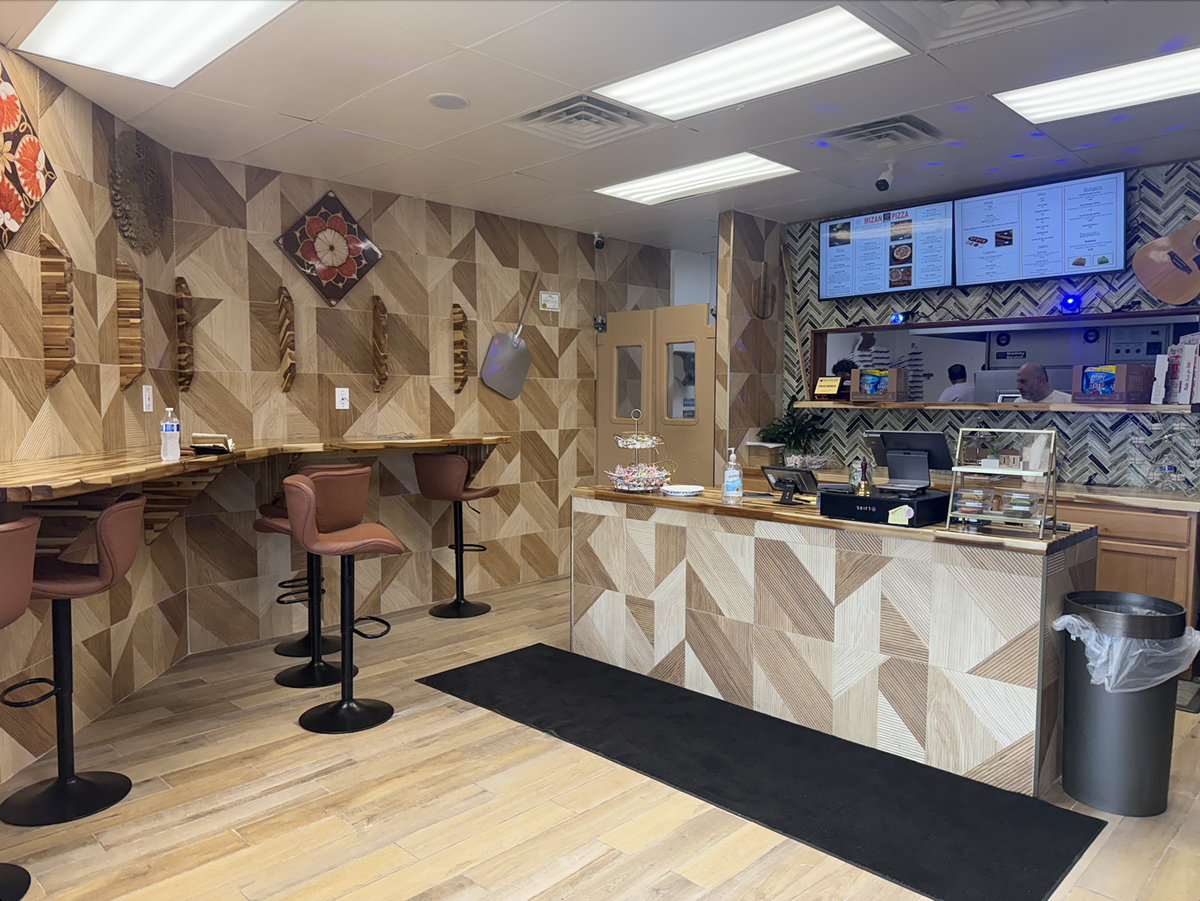 Mizan Pizza serves halal-friendly pizza options in Ballwin