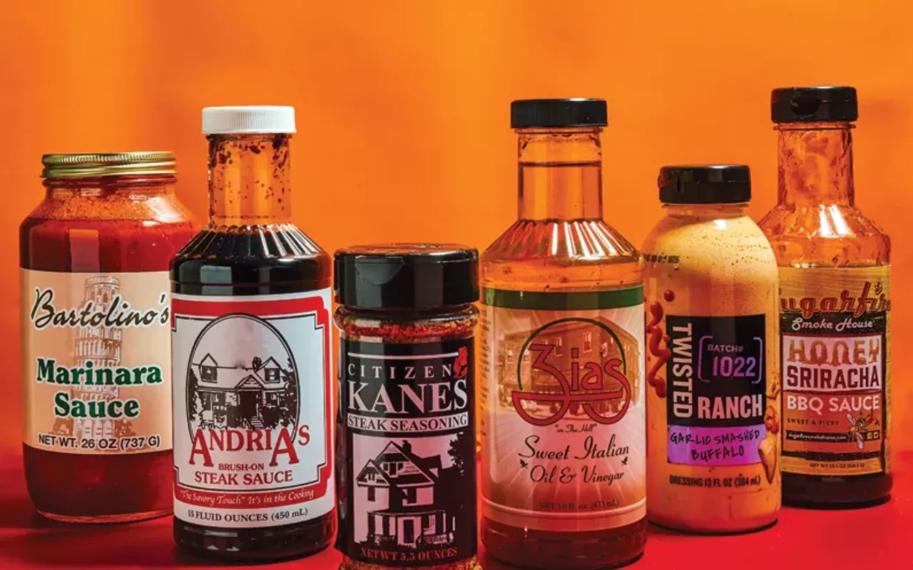 these are the best restaurant rubs and sauces in town.